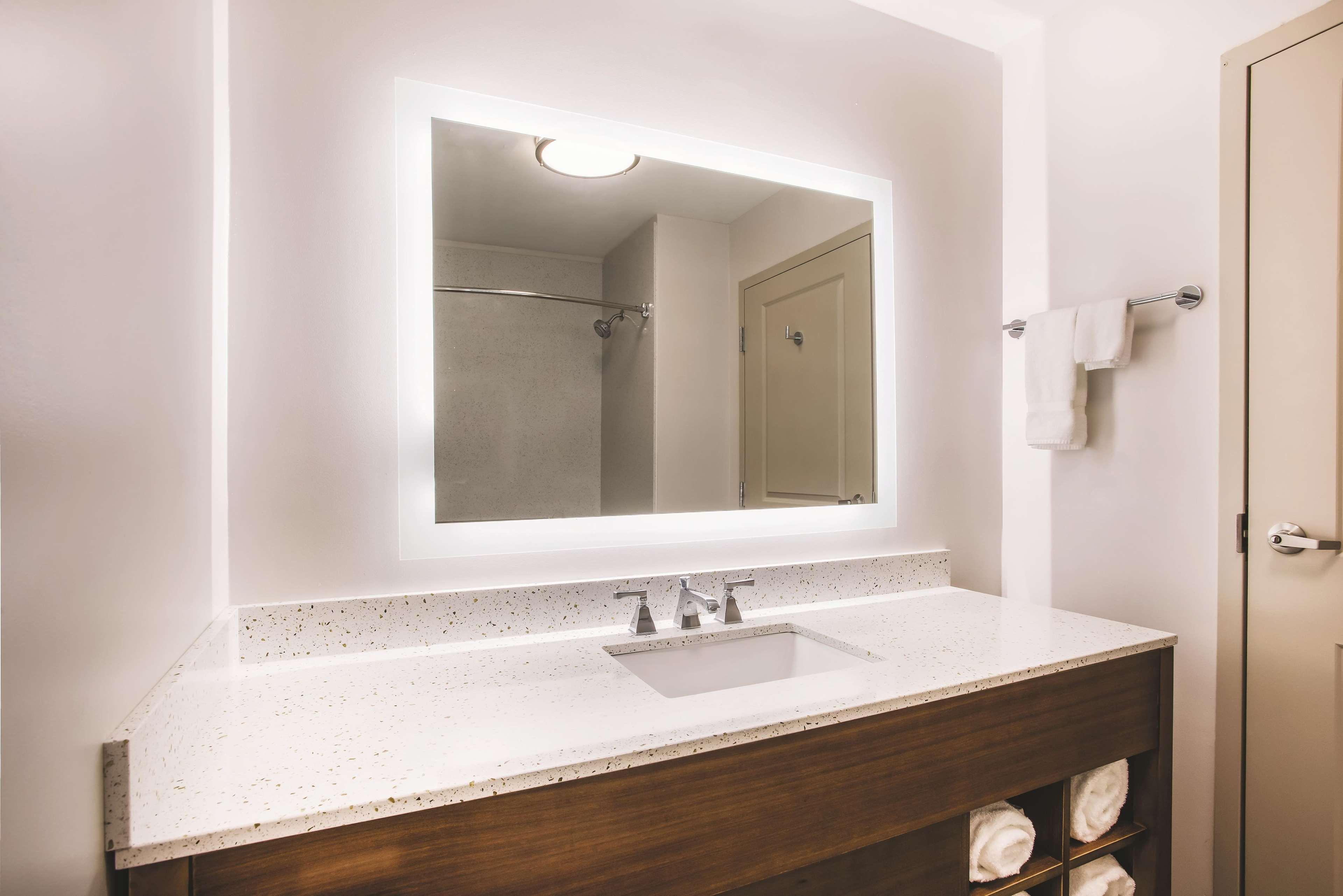 Hotel La Quinta By Wyndham Chambersburg Zewnętrze zdjęcie