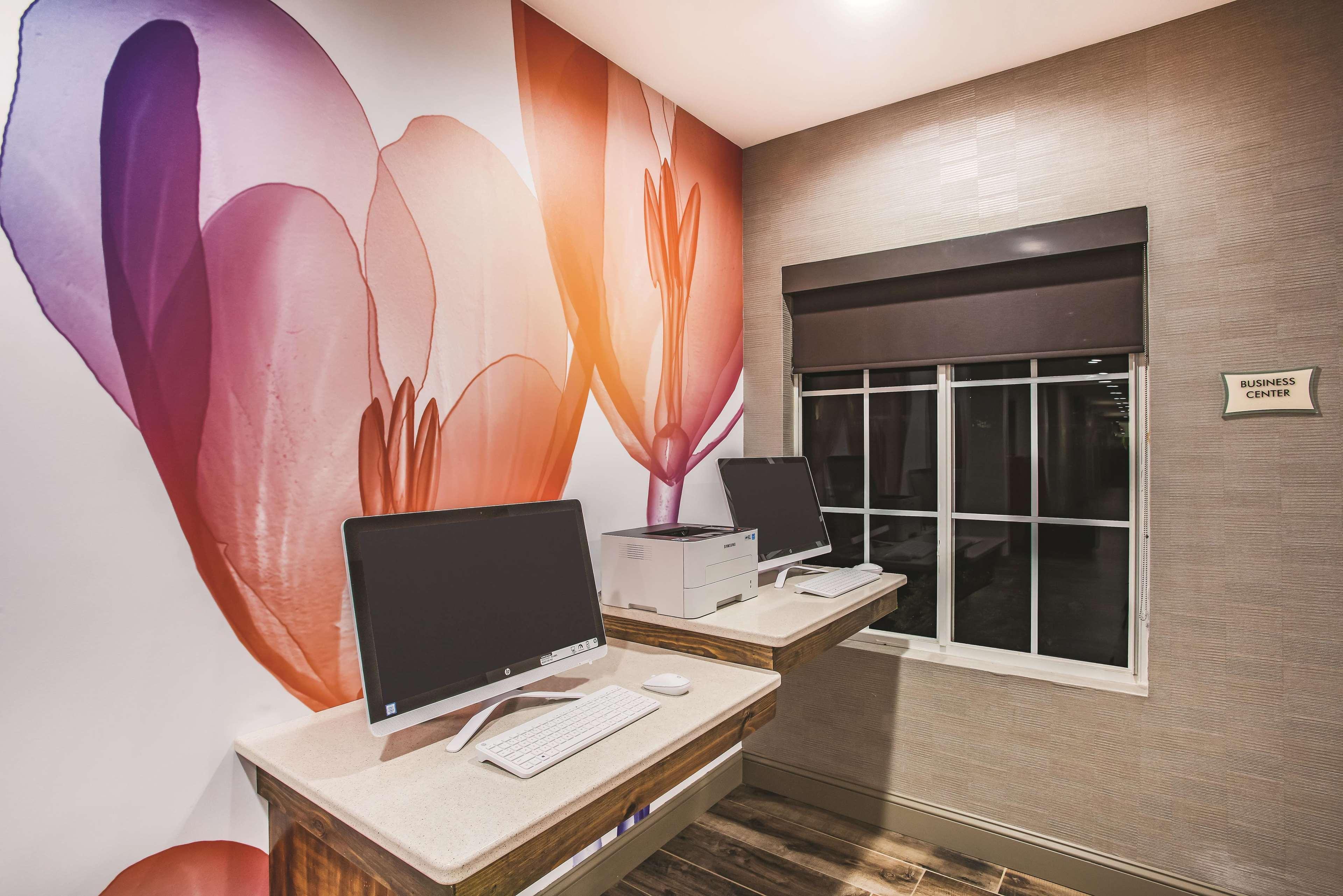 Hotel La Quinta By Wyndham Chambersburg Zewnętrze zdjęcie